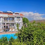 Вилла For 14 With Private Pool In Calis, Фетхие