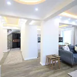 For 14 With Private Pool In Calis,