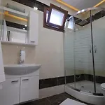 For 14 With Private Pool In Calis,
