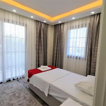 For 14 With Private Pool In Calis, ヴィラ フェティエ