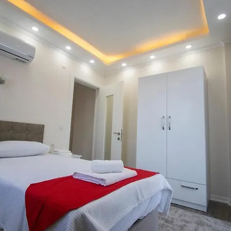 ヴィラ For 14 With Private Pool In Calis, フェティエ