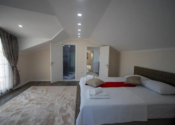 For 14 With Private Pool In Calis, *