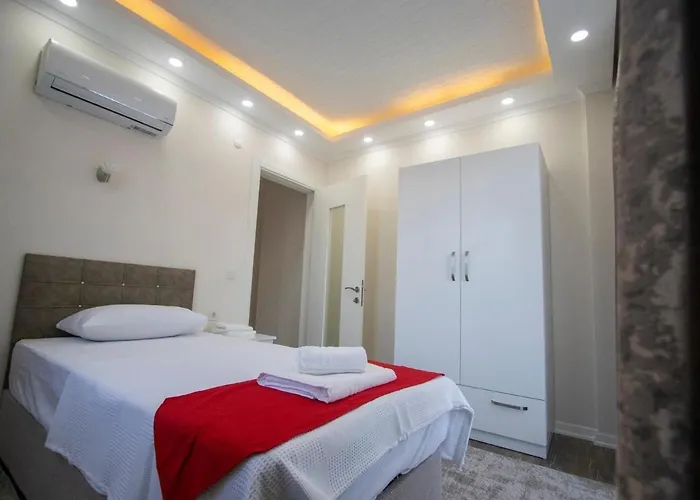 Вилла For 14 With Private Pool In Calis, Фетхие